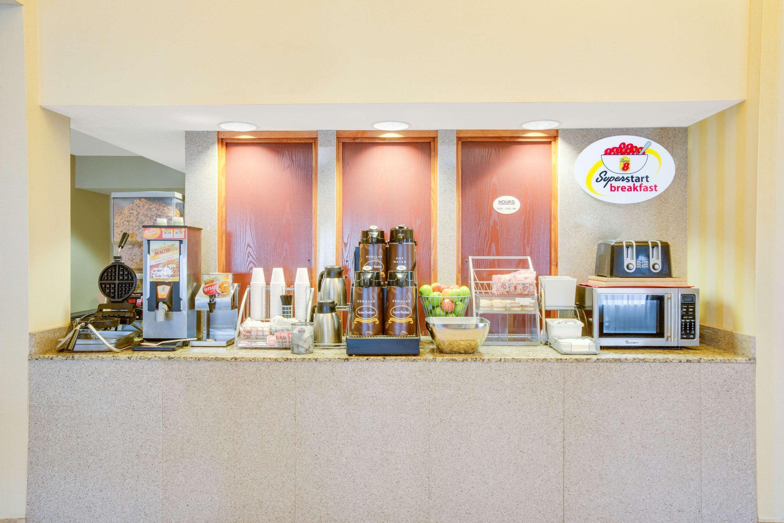 Surestay By Best Western Airport Alexandria